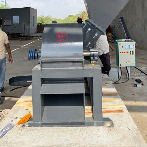 Wood Crusher Machine Image 8
