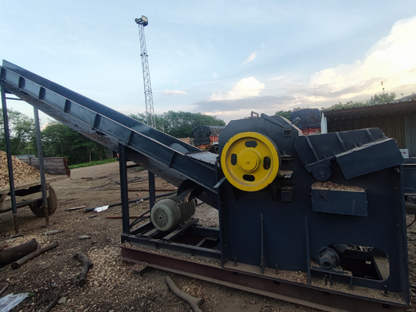 Wood Veneer Chipper Image 3